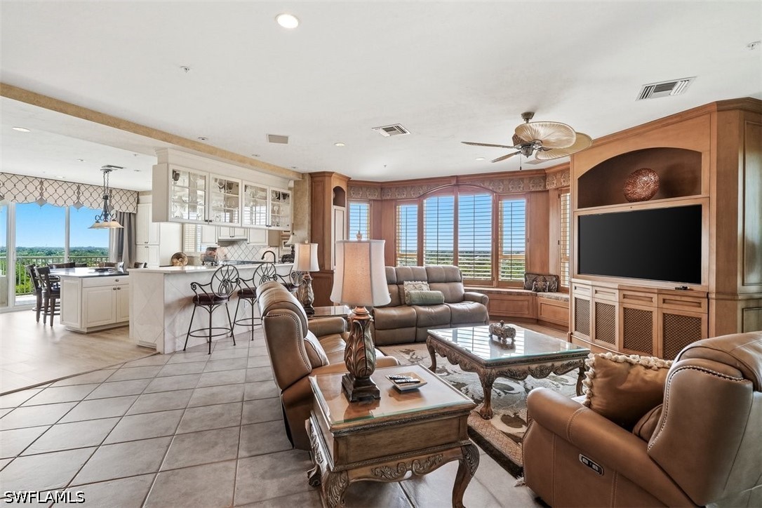 4 Bed Condominium for Sale in Bonita Springs, photo 4