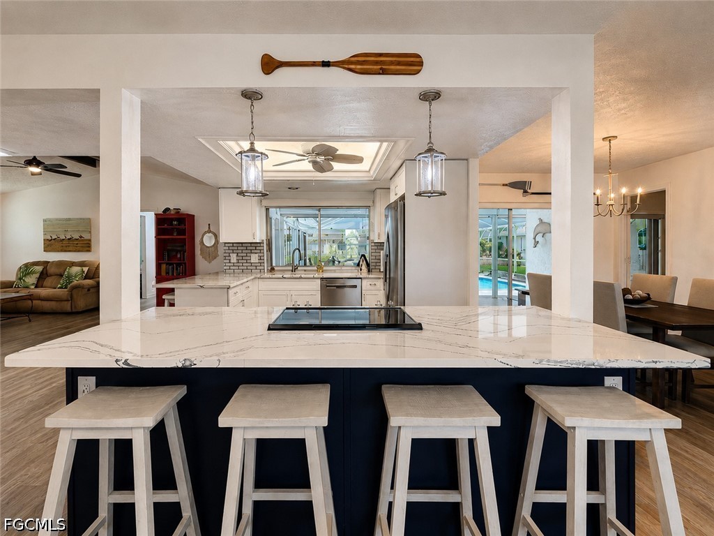 3 Bed Pool Home for Sale in Cape Coral, photo 4