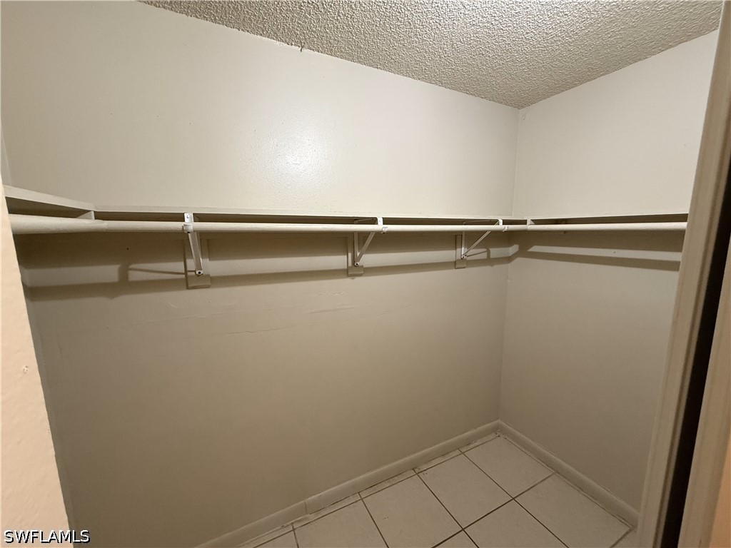 1 Bed Condominium for Sale in Fort Myers, photo 4