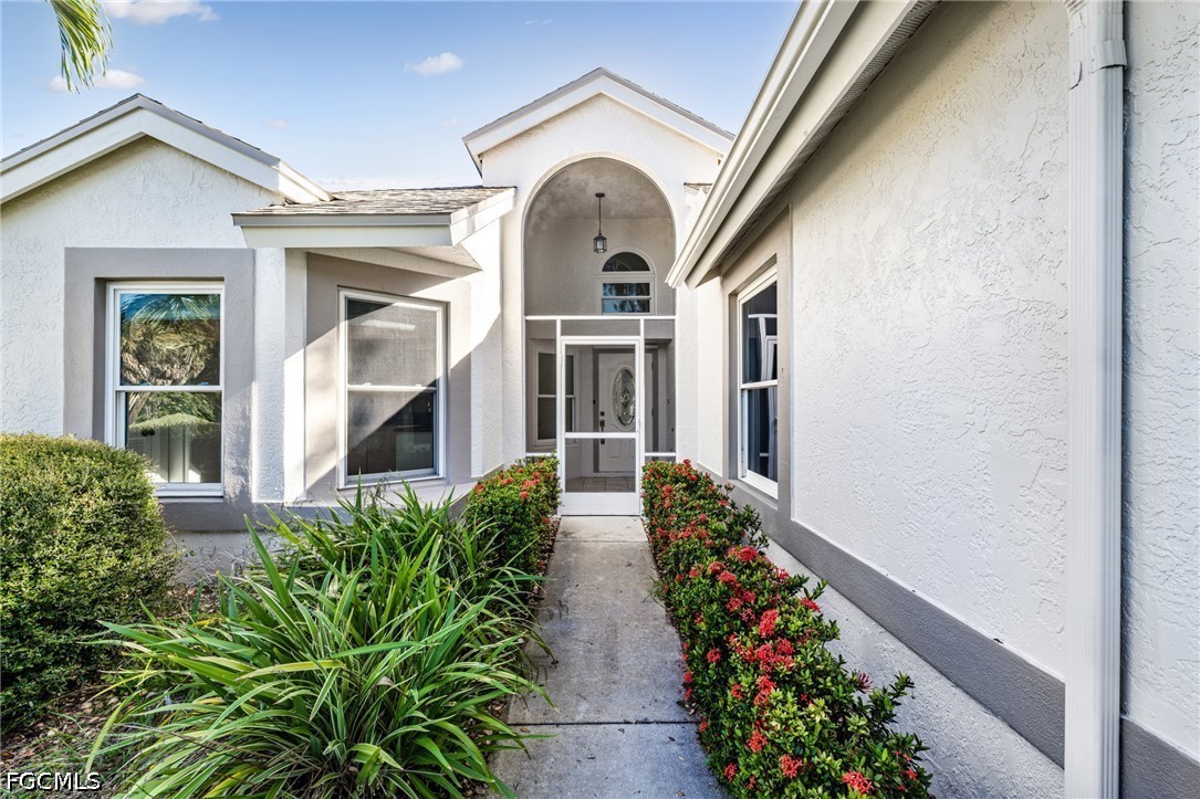 3 Bed Pool Home for Sale in Estero, photo 4