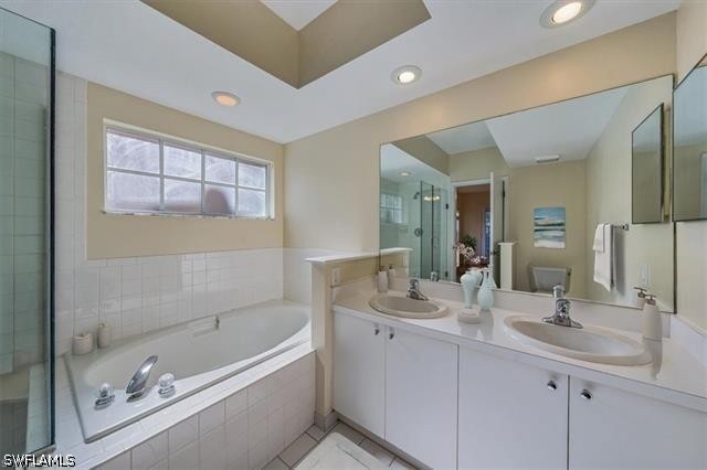 3 Bed Condominium for Sale in Tuscany, photo 4