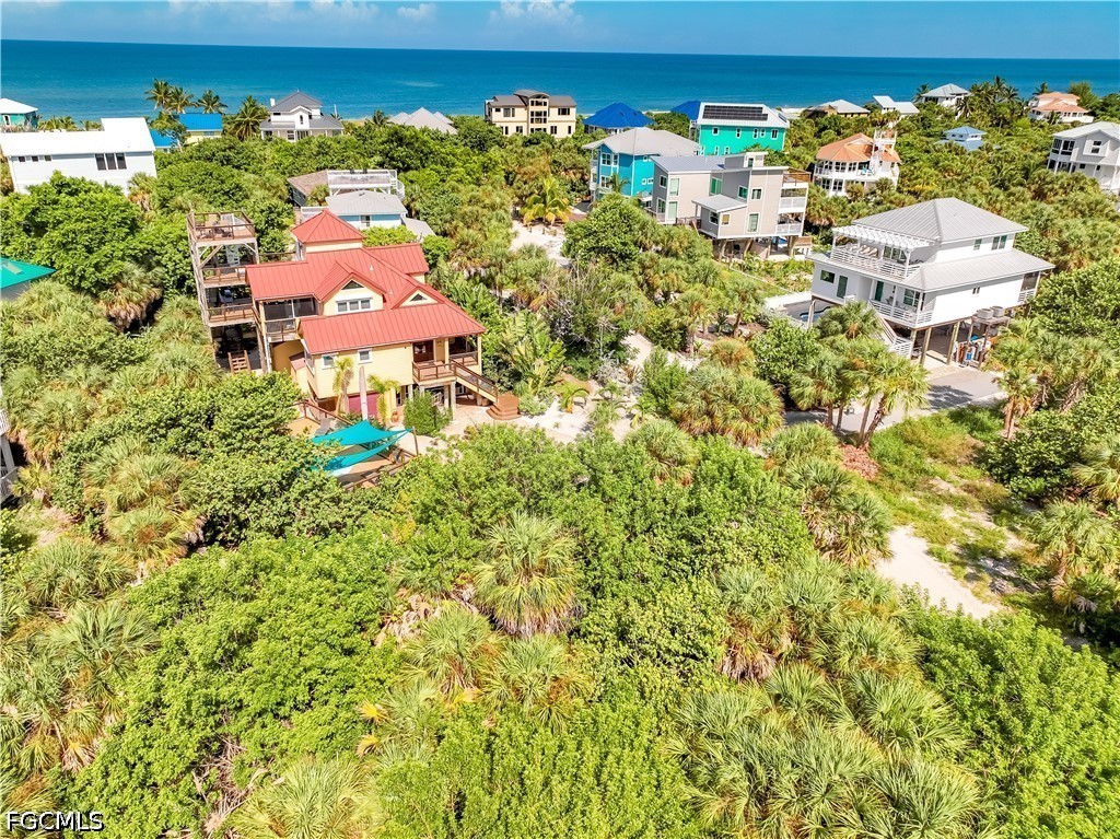 Residential for Sale in Upper Captiva, photo 4