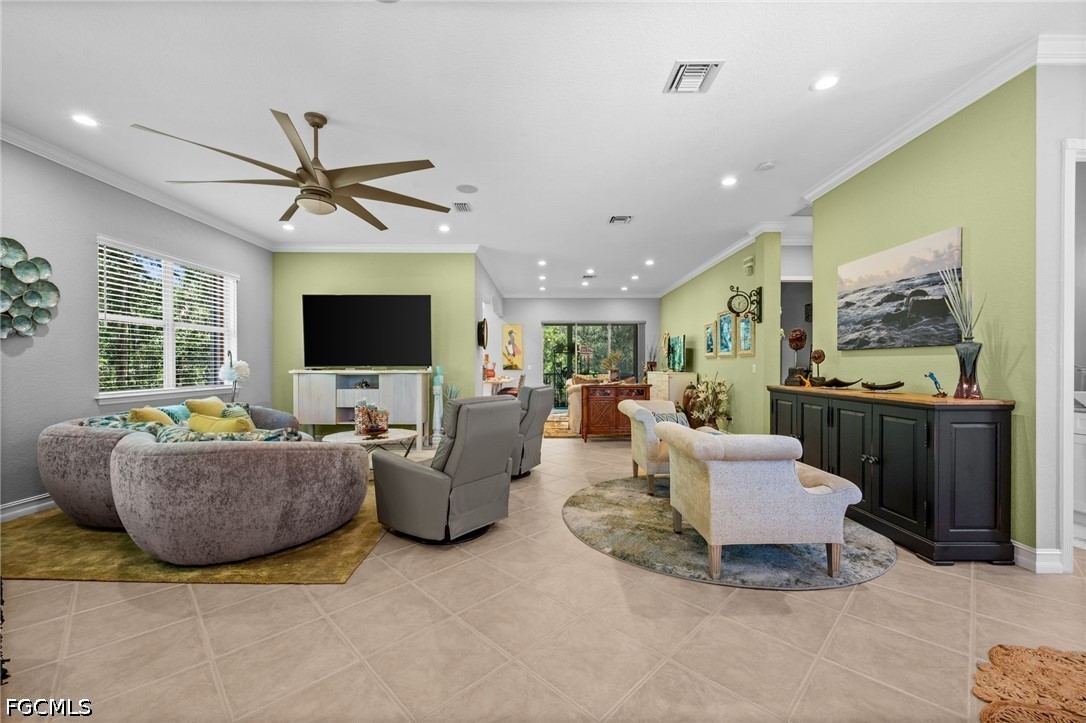 2 Bed Condominium for Sale in Portofino, photo 4