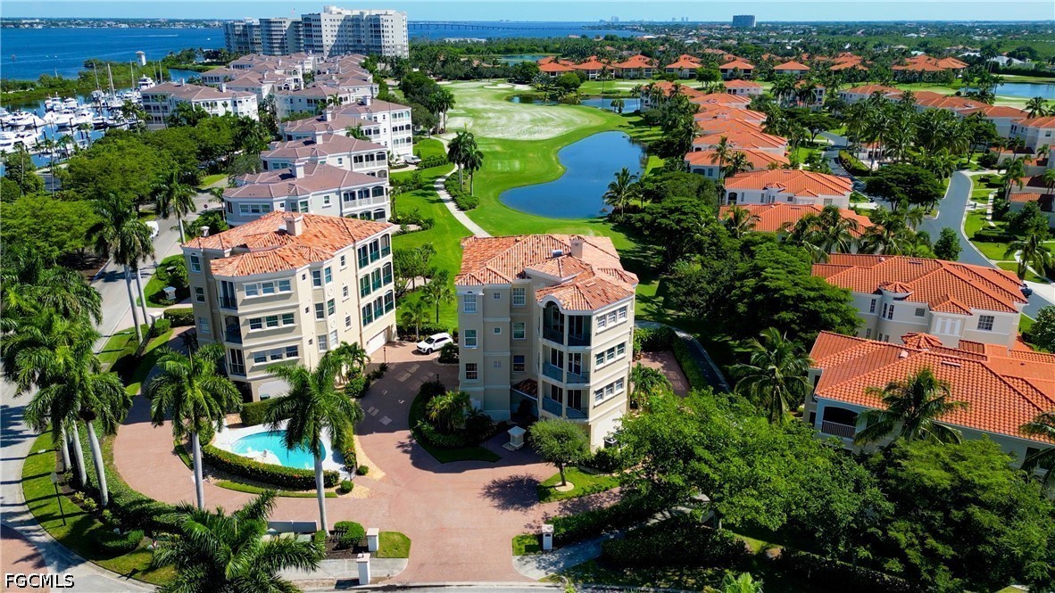 3 Bed Condominium for Sale in Harbour Landings, photo 4