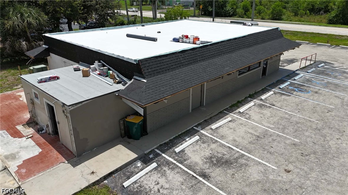 Retail for Sale in Fort Myers, photo 4