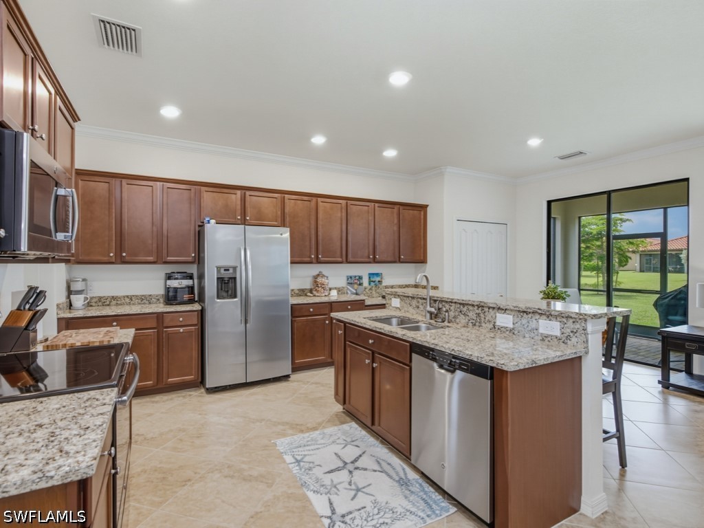 5 Bed SingleFamilyResidence for Sale in Naples, photo 4