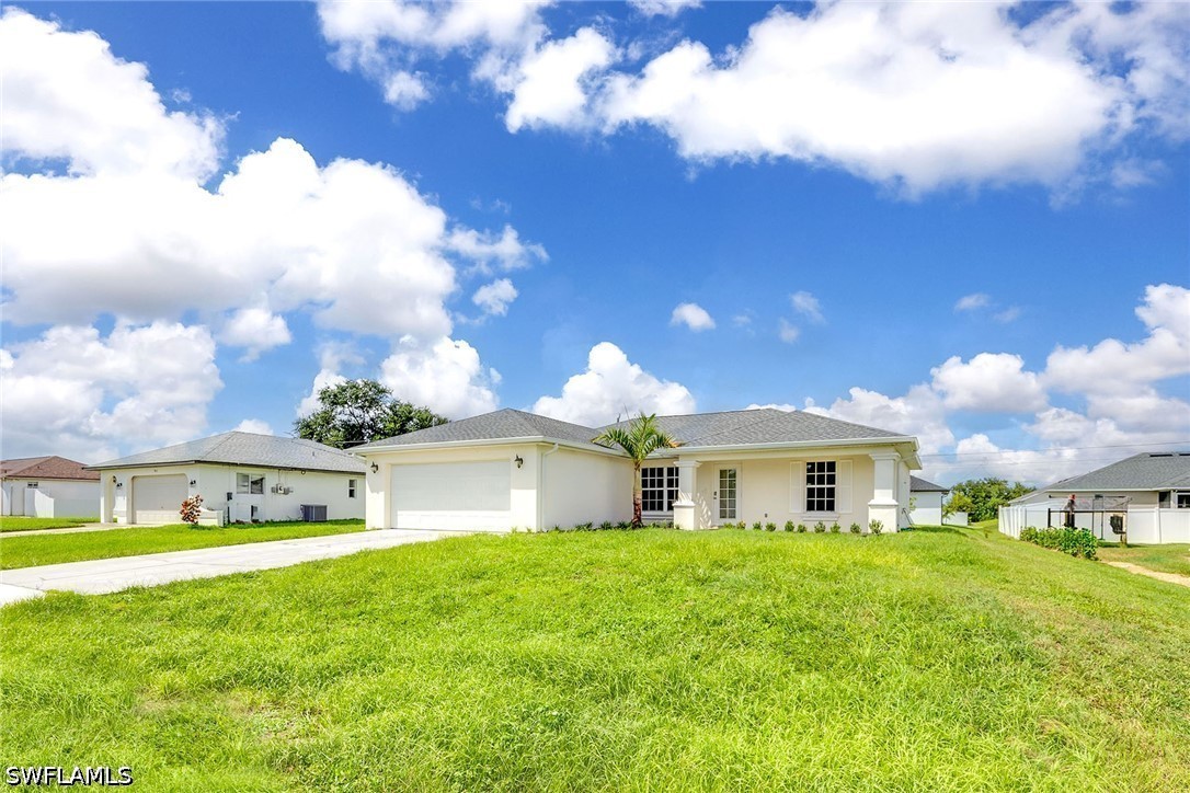 3 Bed SingleFamilyResidence for Sale in Cape Coral, photo 4