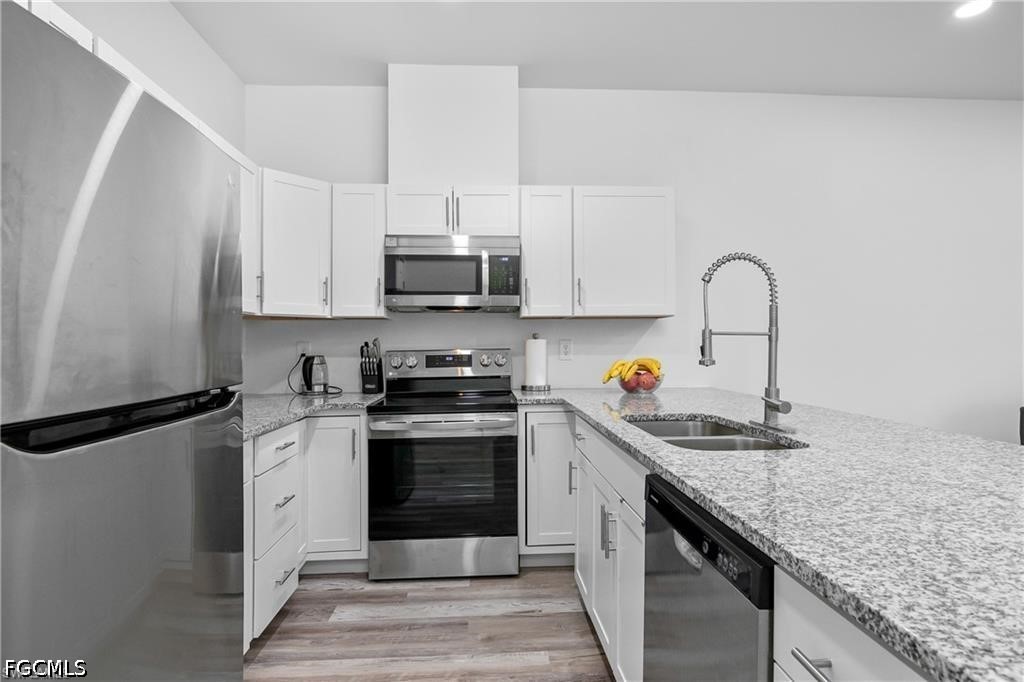 3 Bed Duplex for Sale in Lehigh Acres, photo 4
