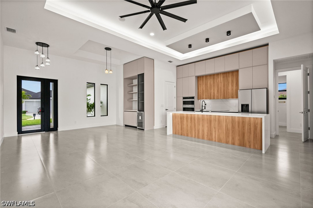 4 Bed SingleFamilyResidence for Sale in Cape Coral, photo 4