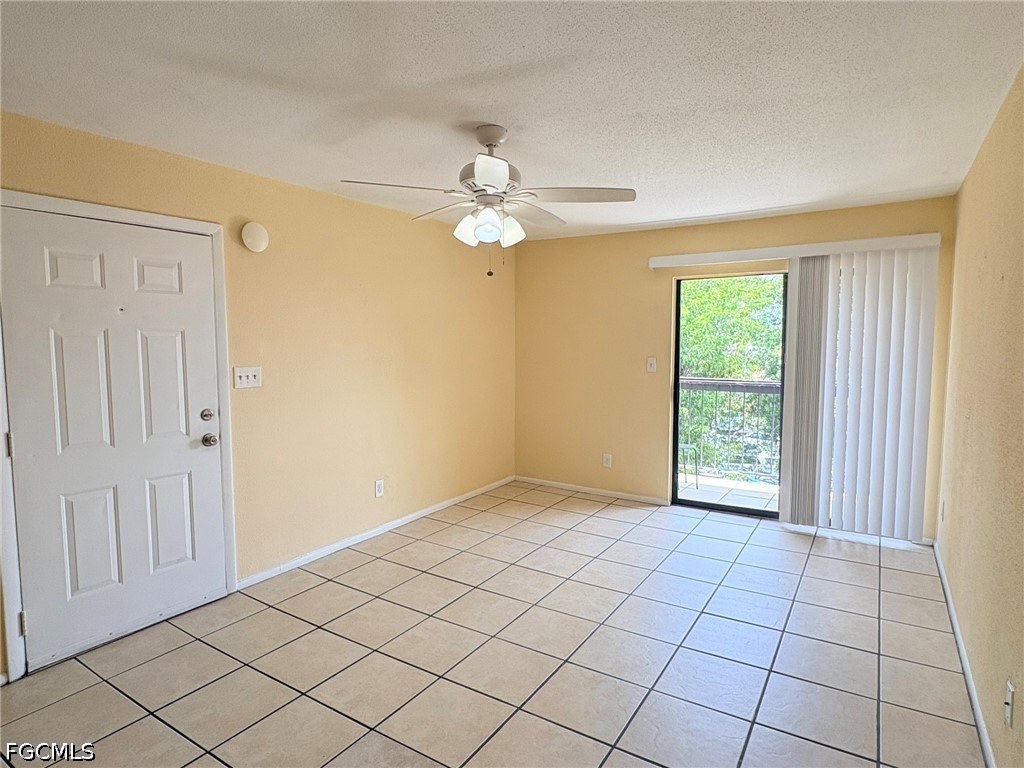 1 Bed Condominium for Sale in Village Creek, photo 4