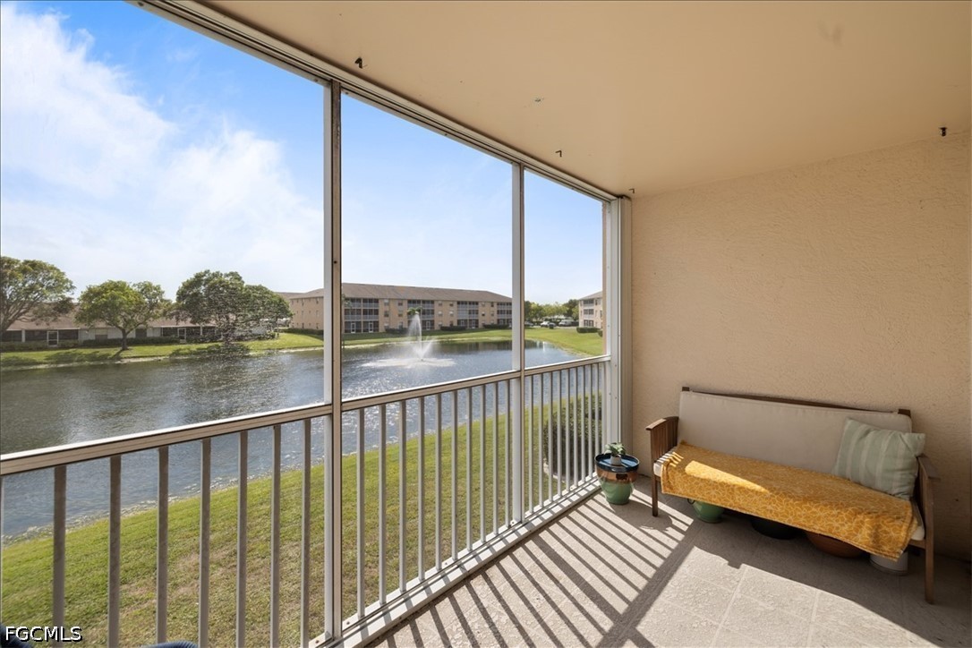 2 Bed Waterfront Home for Sale in Naples, photo 4