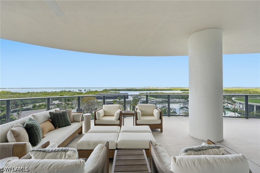 4 Bed Waterfront Home for Sale in Bonita Springs, photo 4