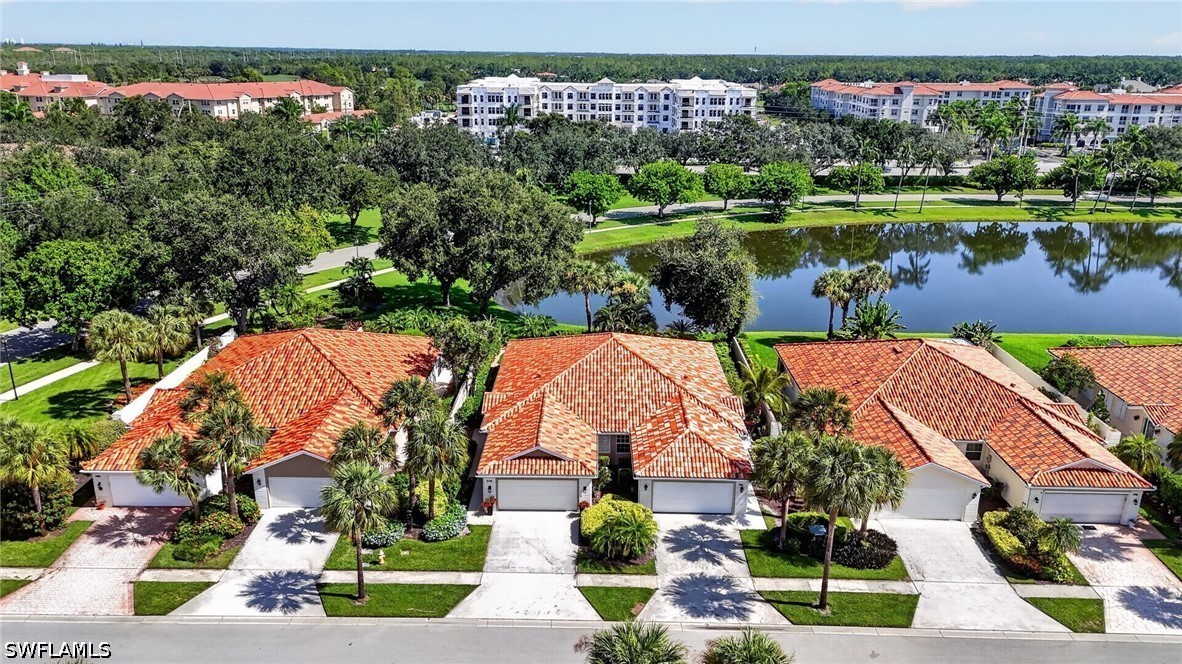 2 Bed Waterfront Home for Sale in Village Walk, photo 4