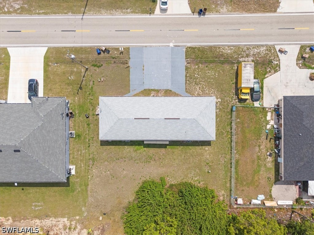 6 Bed Waterfront Home for Sale in Lehigh Acres, photo 4