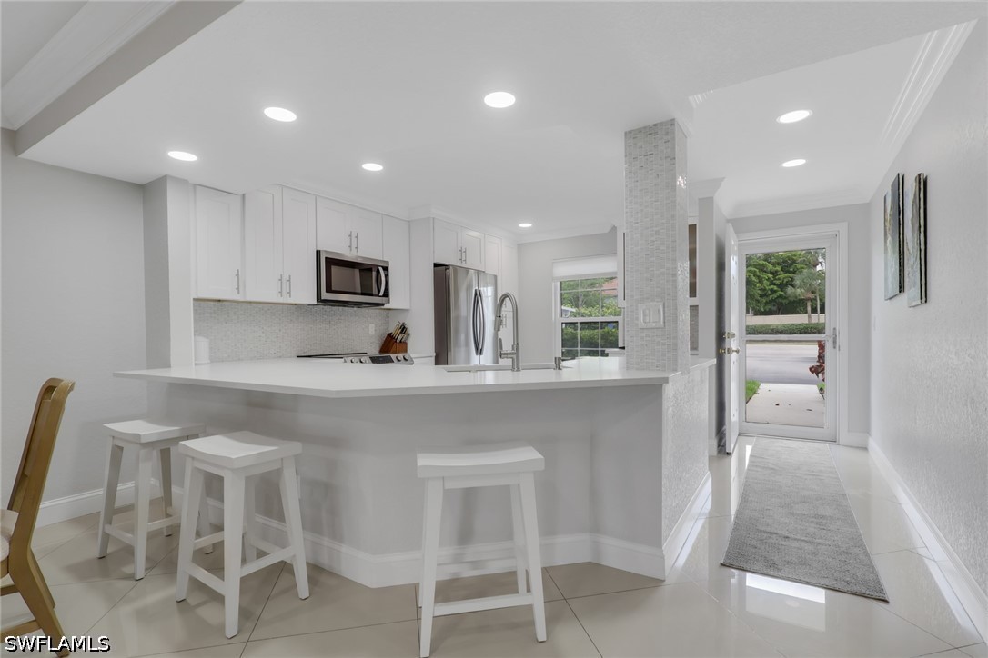 2 Bed Waterfront Home for Sale in Naples, photo 4