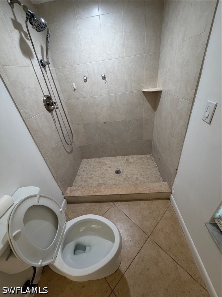 3 Bed SingleFamilyResidence for Sale in Naples, photo 4