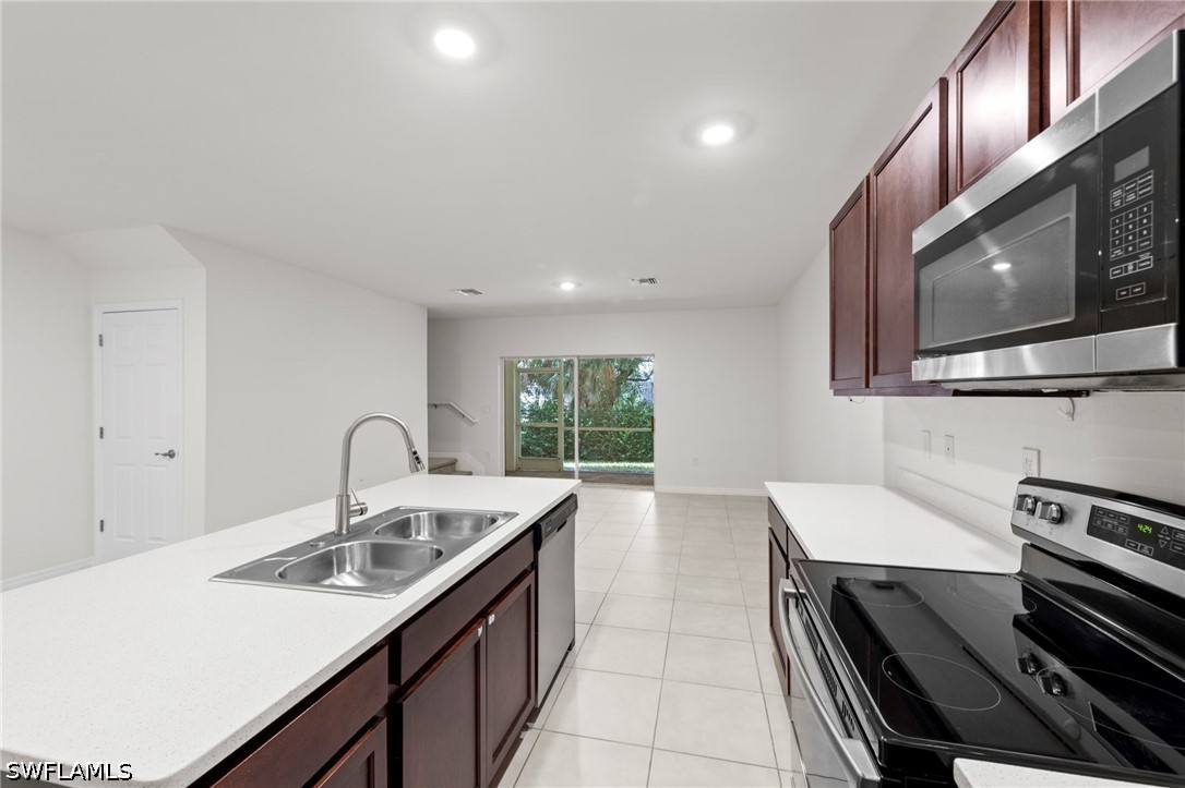 3 Bed Townhouse for Sale in Meadowood, photo 4