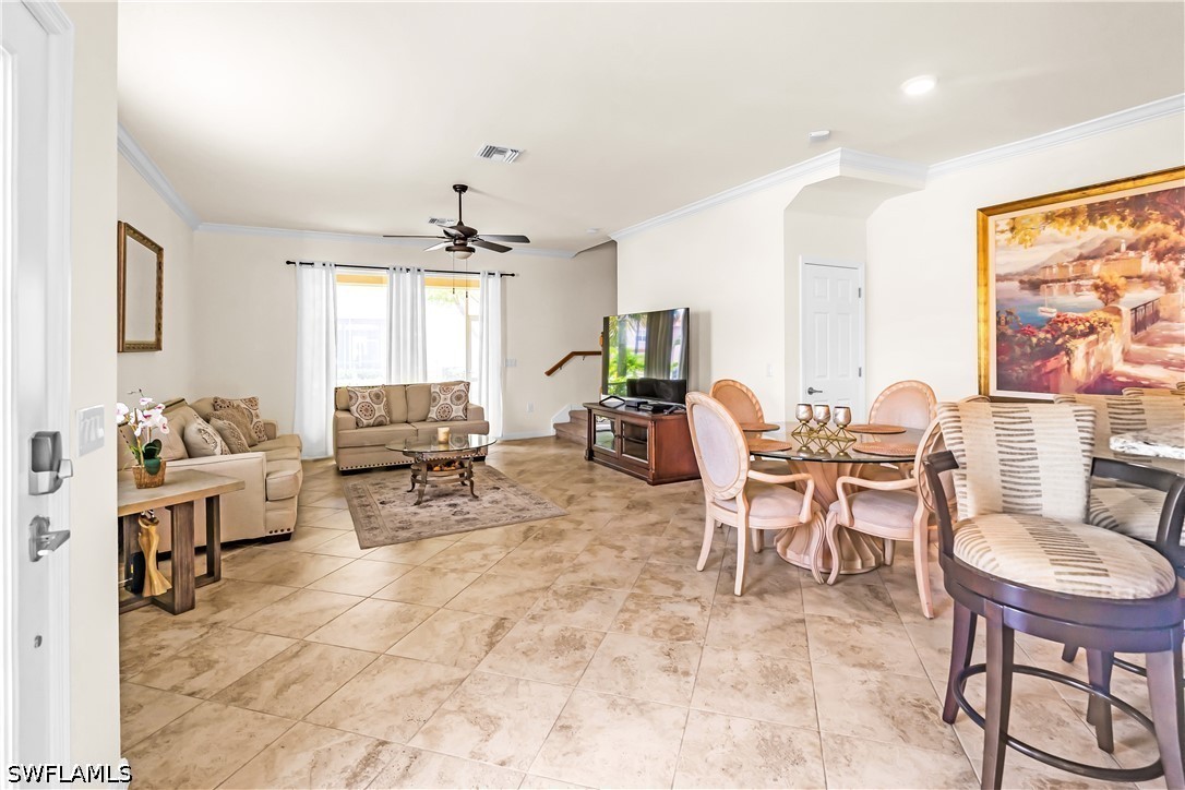 3 Bed Townhouse for Sale in Naples, photo 4