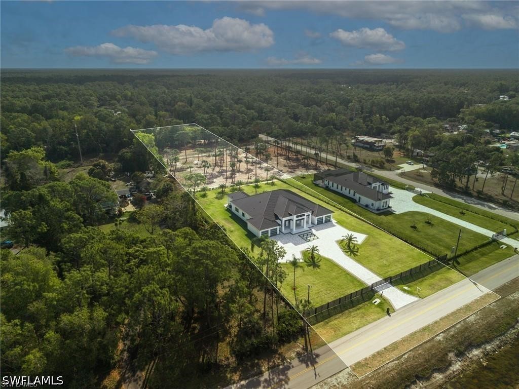 5 Bed Pool Home for Sale in Naples, photo 4