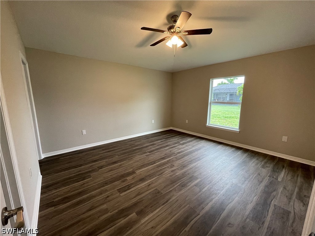 4 Bed SingleFamilyResidence for Sale in Cape Coral, photo 4