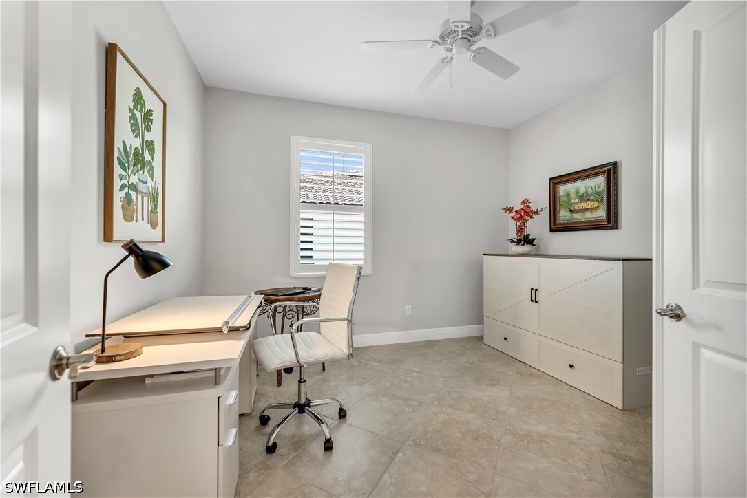 3 Bed Condominium for Sale in Naples, photo 4