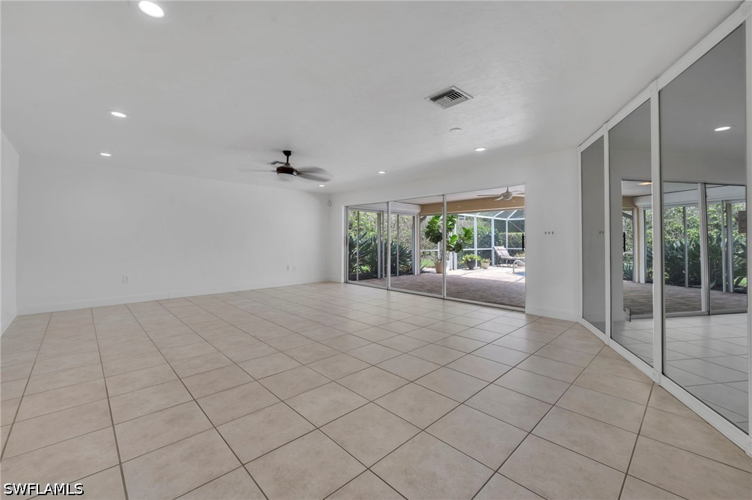 3 Bed Pool Home for Sale in Moorings, photo 4