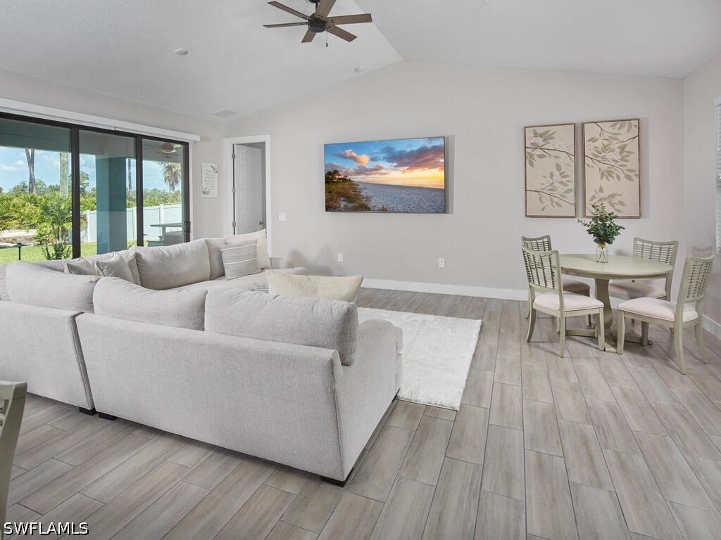 4 Bed SingleFamilyResidence for Sale in El Dorado Acres, photo 4