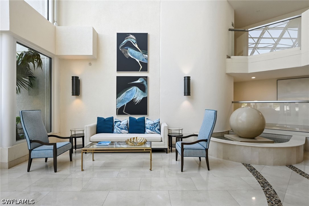 2 Bed Waterfront Home for Sale in Naples, photo 4