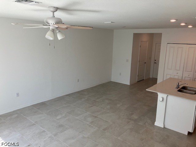 3 Bed Townhouse for Sale in Portico, photo 4