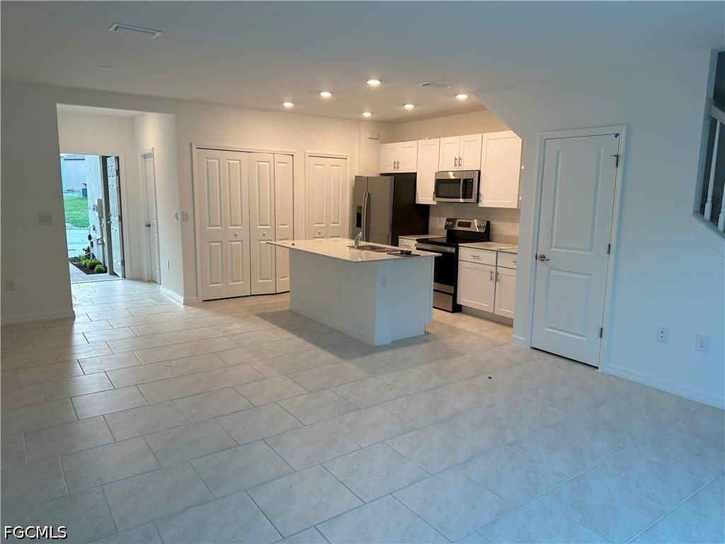 3 Bed Townhouse for Sale in Portico, photo 4