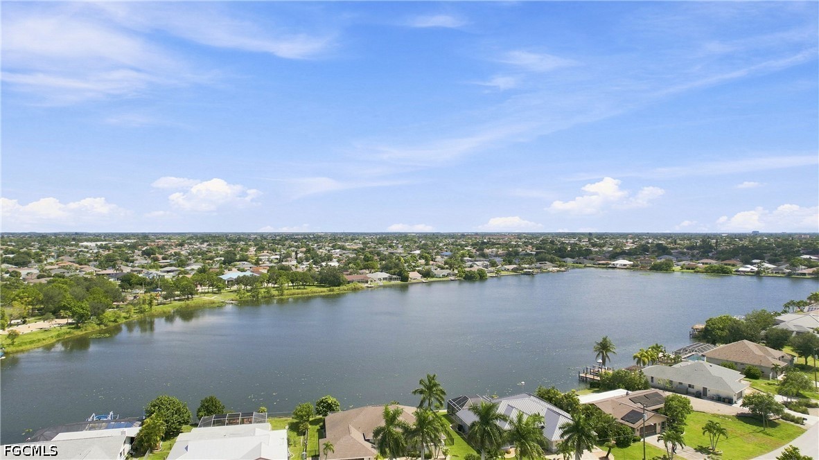 4 Bed SingleFamilyResidence for Sale in Cape Coral, photo 4