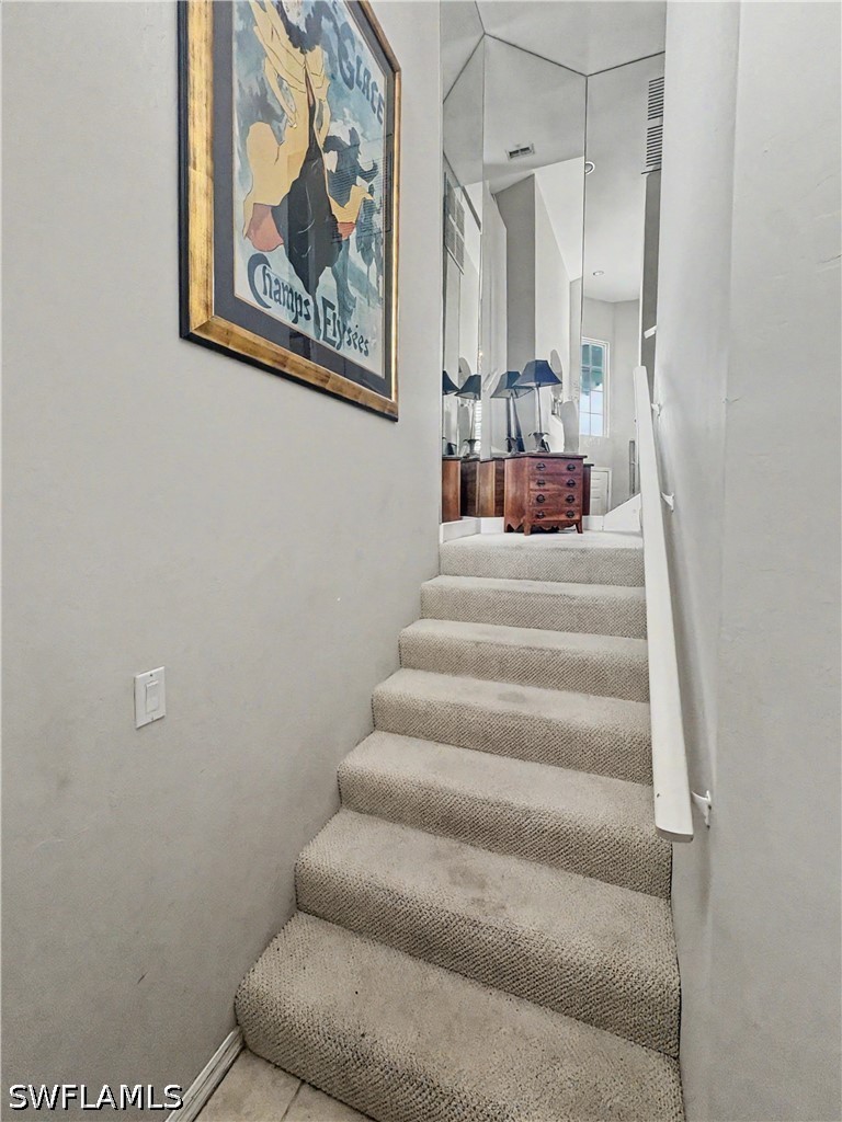 2 Bed Condominium for Sale in Naples, photo 4