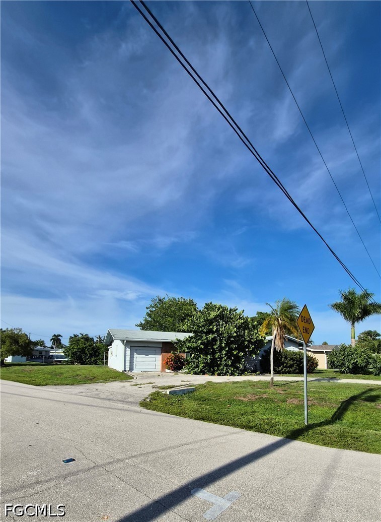 2 Bed Waterfront Home for Sale in Yacht Club, photo 4