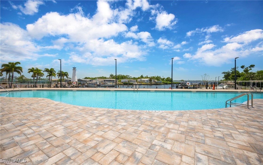 2 Bed ManufacturedHome for Sale in Old Bridge Village, FL — photo 31