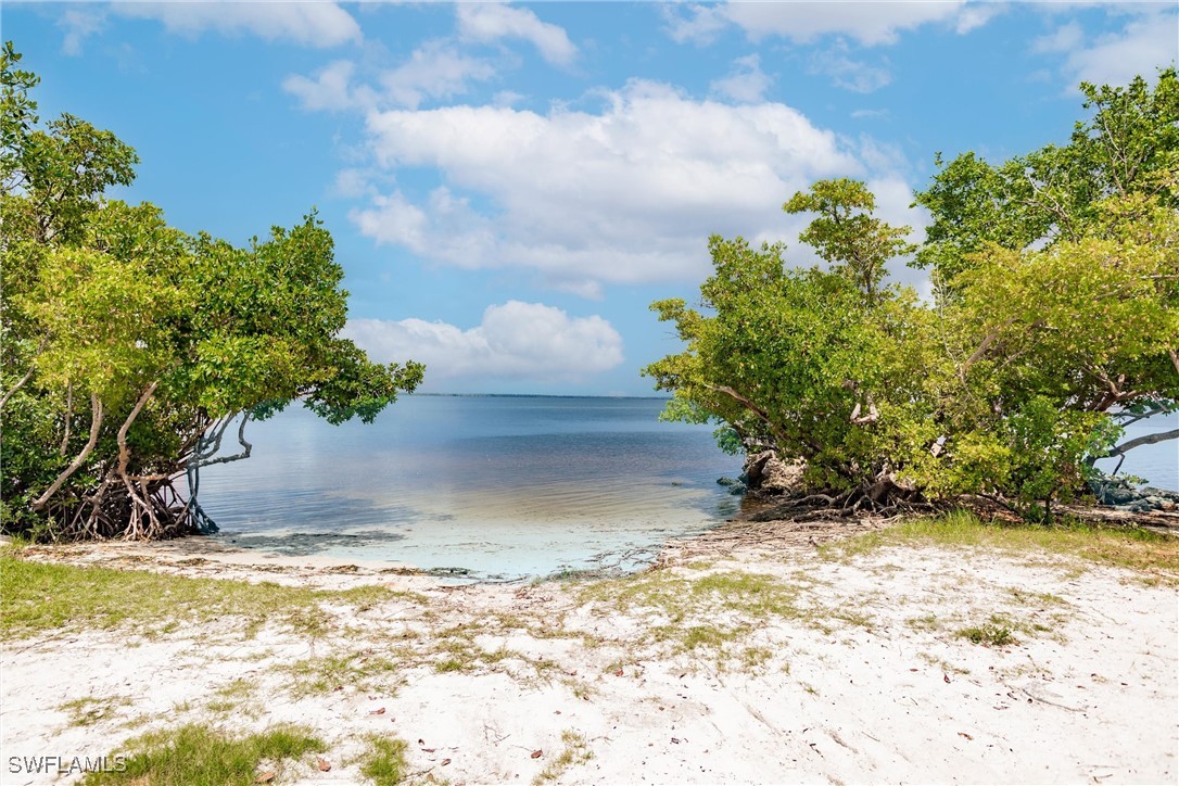 3 Bed SingleFamilyResidence for Sale in St James City, FL — photo 31