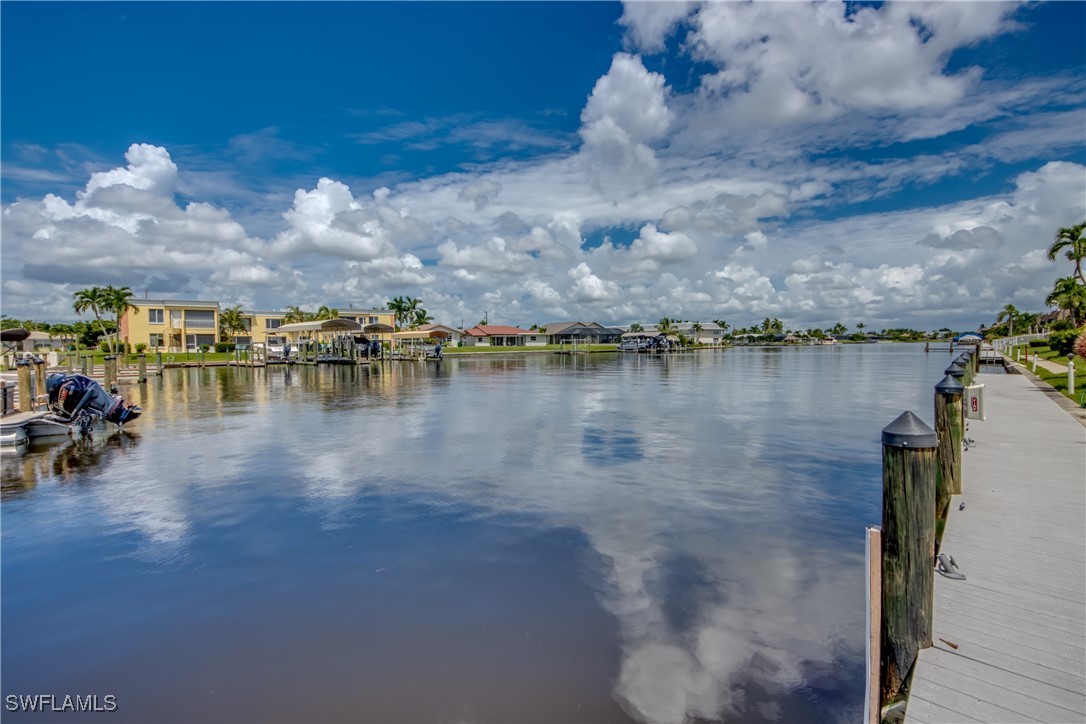 2 Bed Waterfront Home for Sale in Cape Coral, FL, $189,000 — photo 31