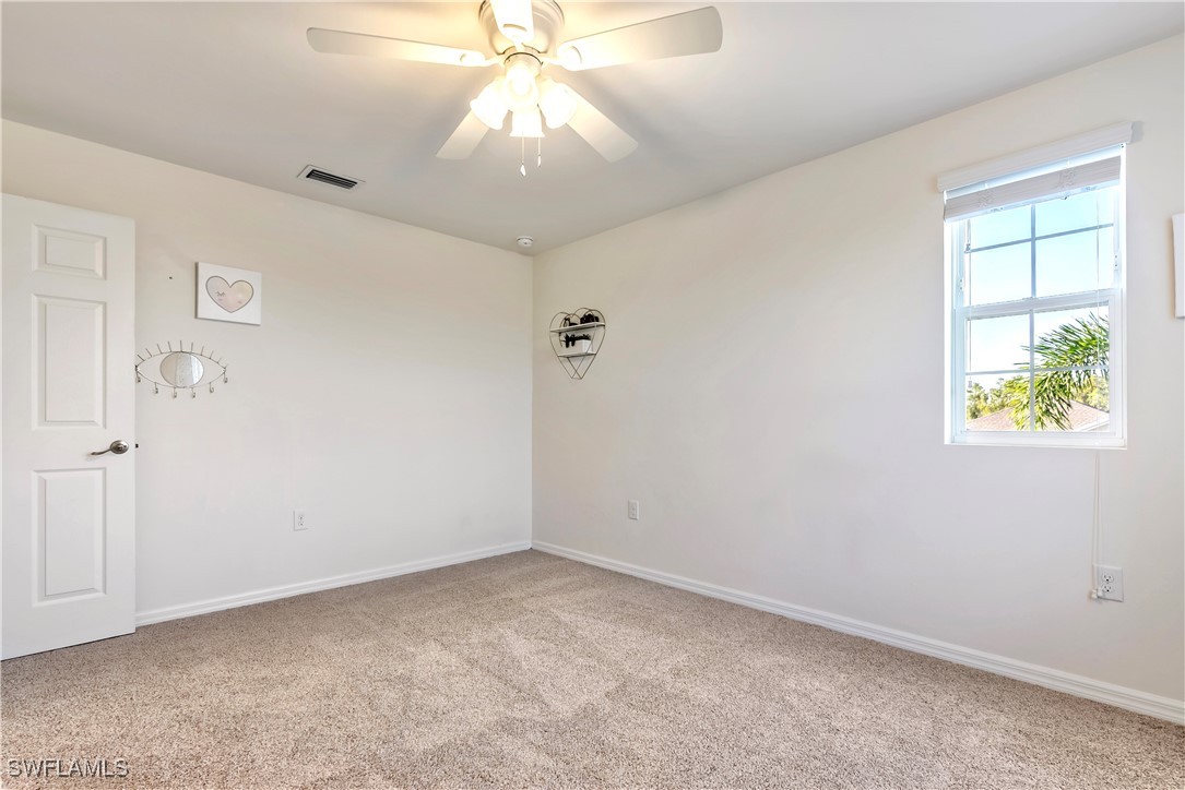 5 Bed Waterfront Home for Sale in Entrada, FL, $399,900 — photo 31