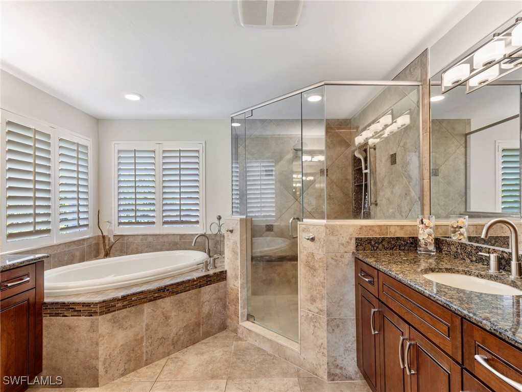 3 Bed Pool Home for Sale in Palm Acres, photo 31