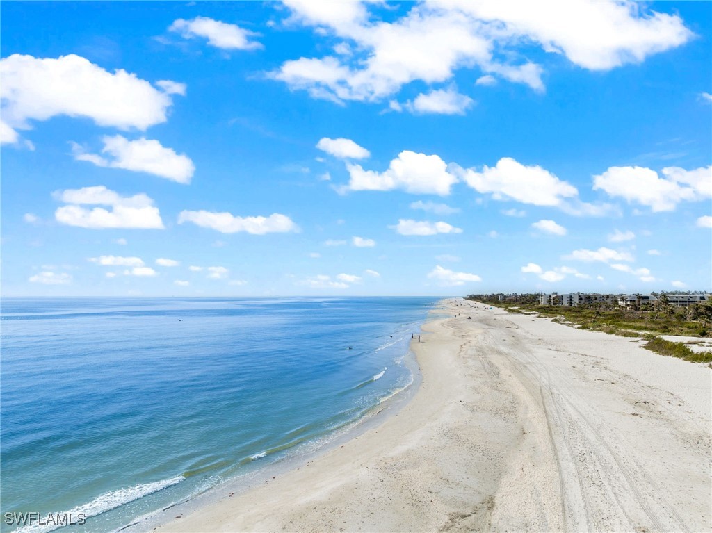 1 Bed Waterfront Home for Sale in Sanibel, photo 31