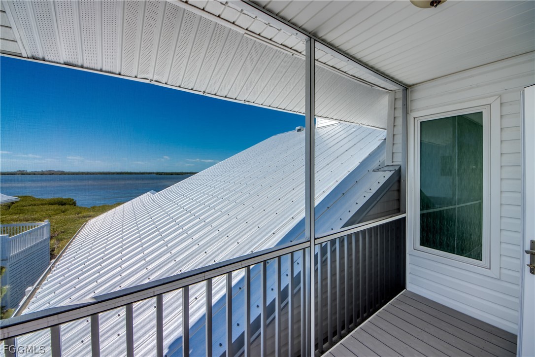3 Bed Waterfront Home for Sale in Seagull Bay, photo 31