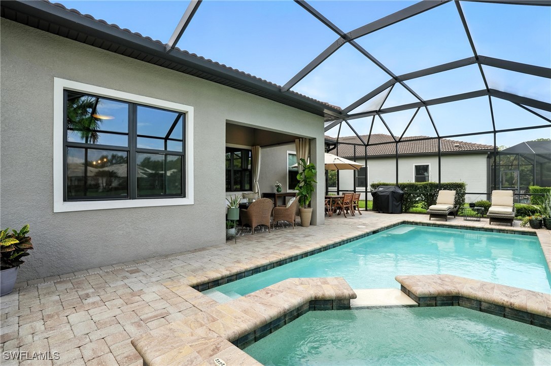 2 Bed Pool Home for Sale in Naples, photo 31