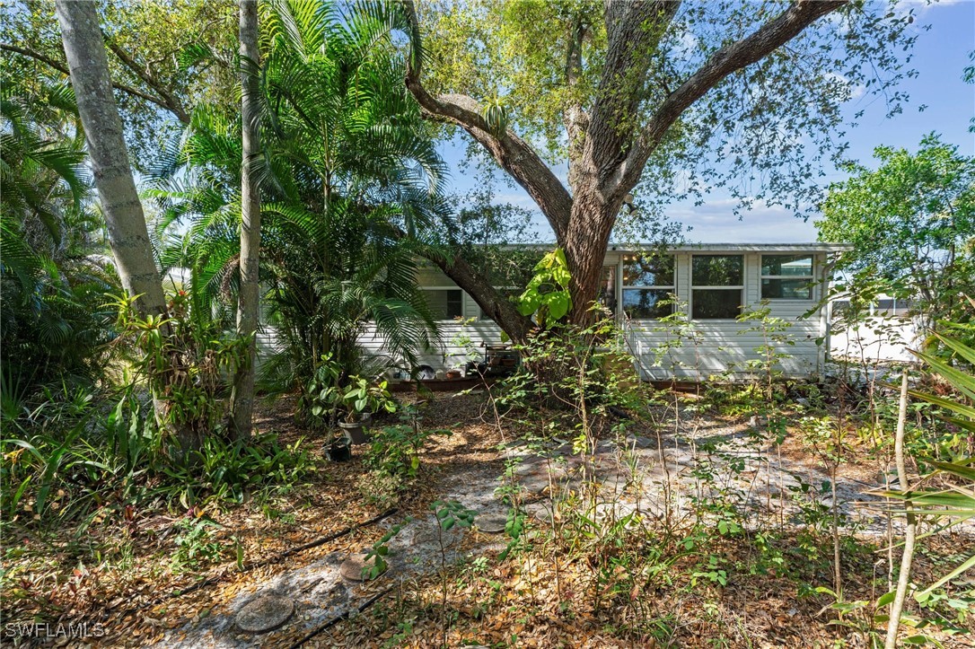3 Bed ManufacturedHome for Sale in Riverwood, FL, $239,999 — photo 31