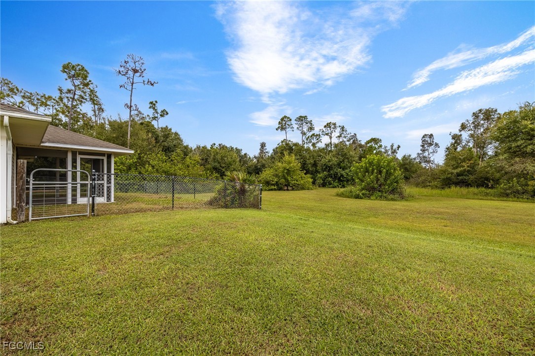 3 Bed SingleFamilyResidence for Sale in Horseshoe Acres, photo 31