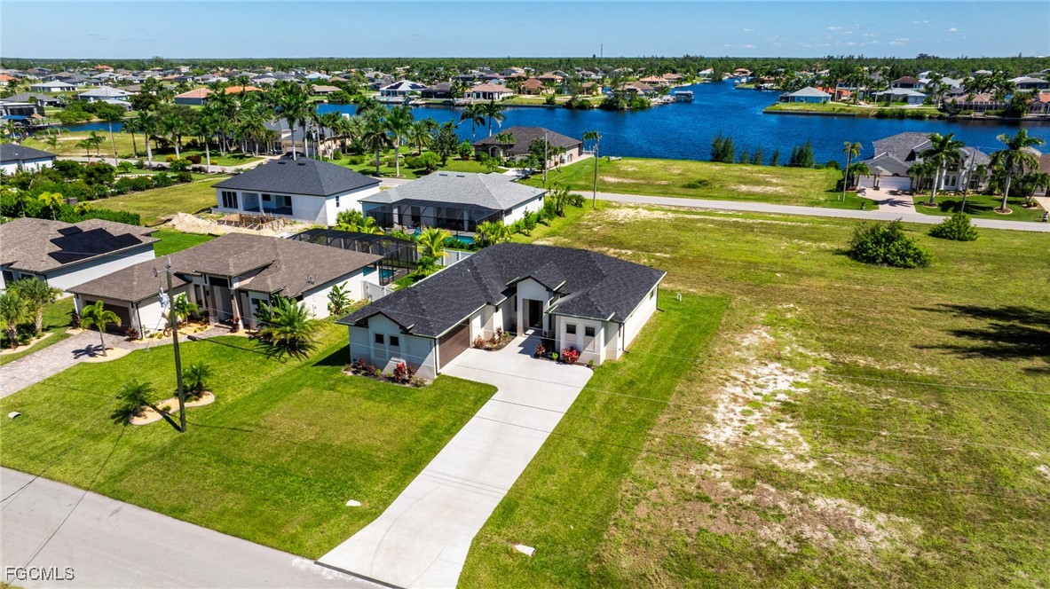 4 Bed SingleFamilyResidence for Sale in Cape Coral, photo 31