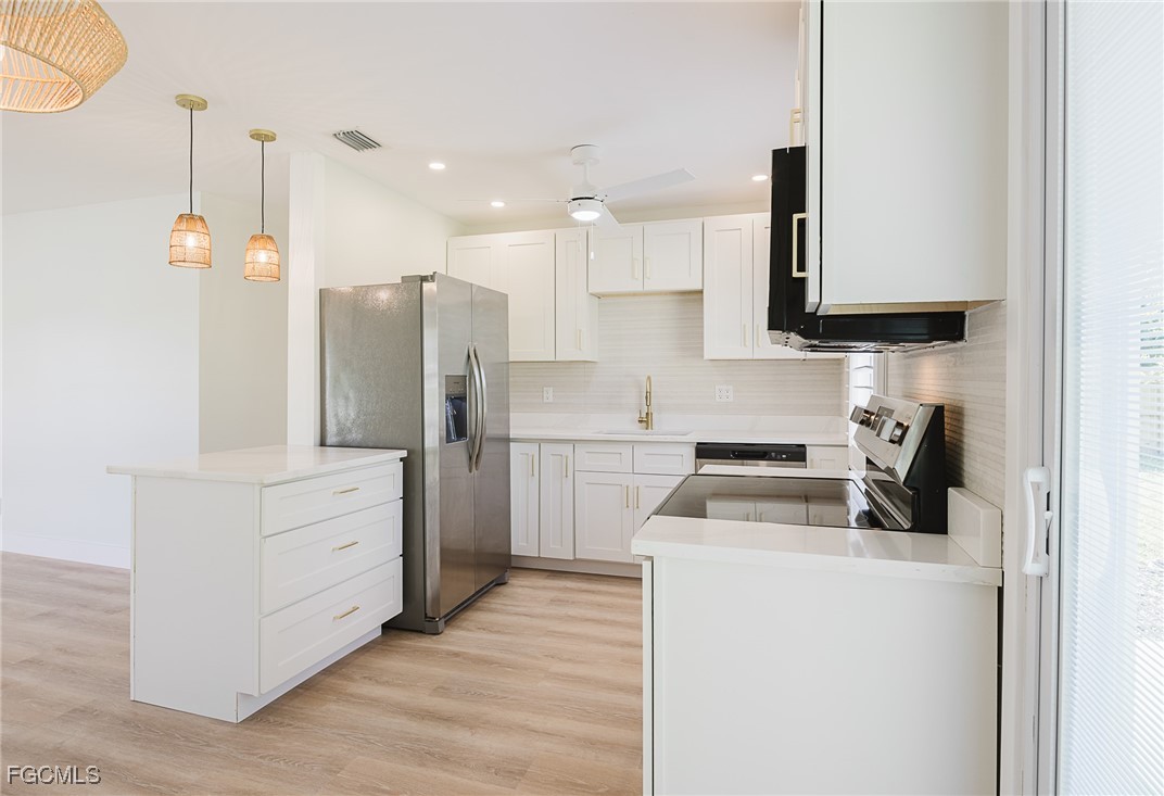3 Bed SingleFamilyResidence for Sale in Punta Gorda, FL — photo 31