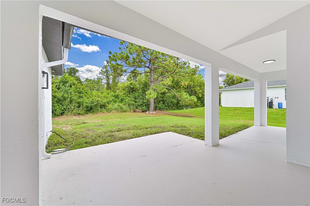3 Bed SingleFamilyResidence for Sale in Lehigh Acres, photo 31