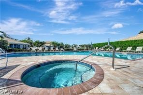 2 Bed Attached for Sale in Naples, photo 31