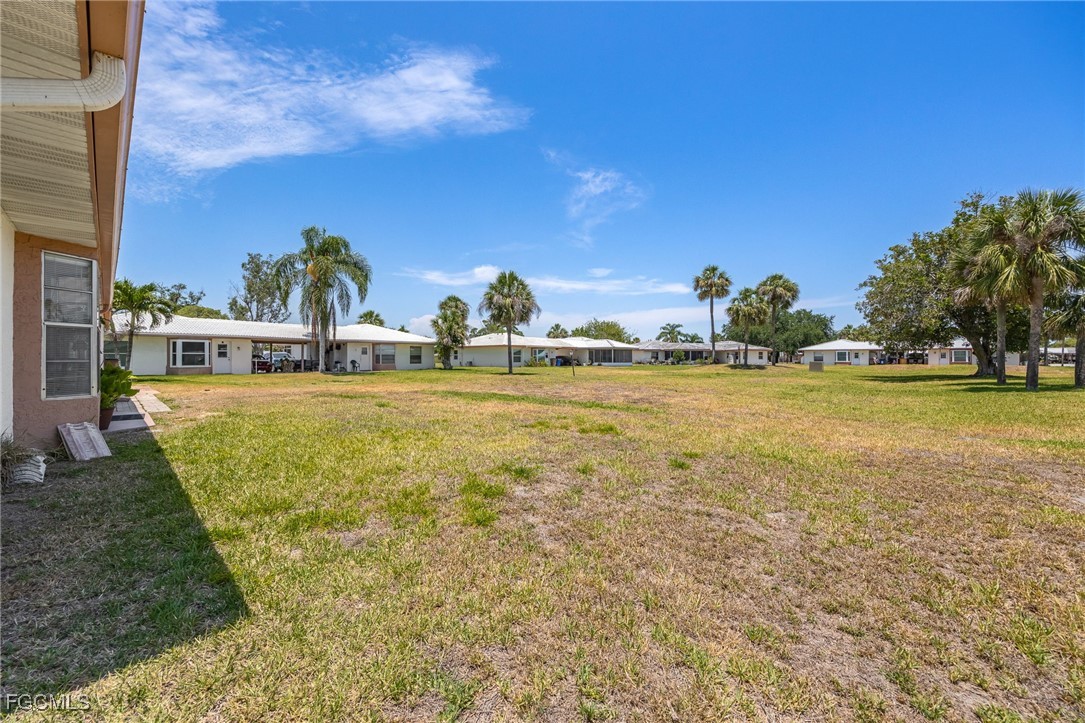 2 Bed Duplex for Sale in Parkwood Villas, FL, $160,000 — photo 31