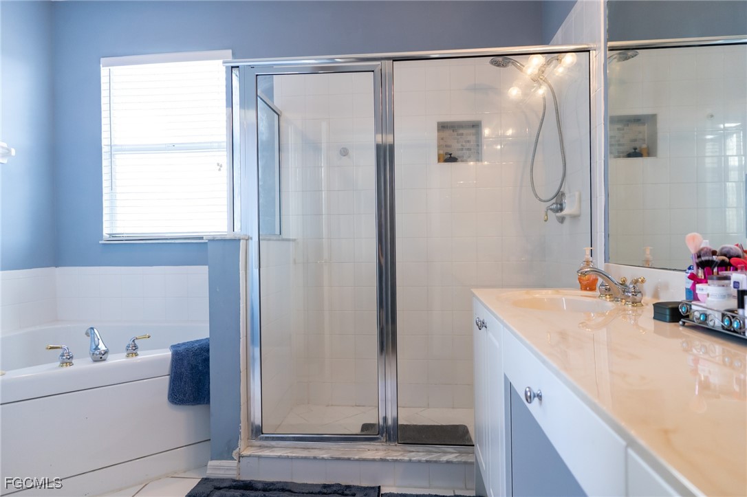 4 Bed Pool Home for Sale in Olympia Pointe, photo 31
