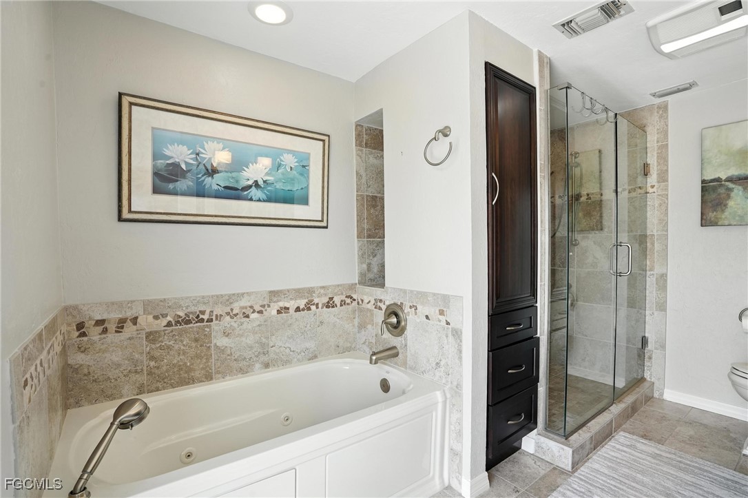 3 Bed Pool Home for Sale in Cape Coral, photo 31